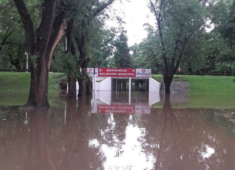 Así está el Balneario Municipal de Arrecifes.