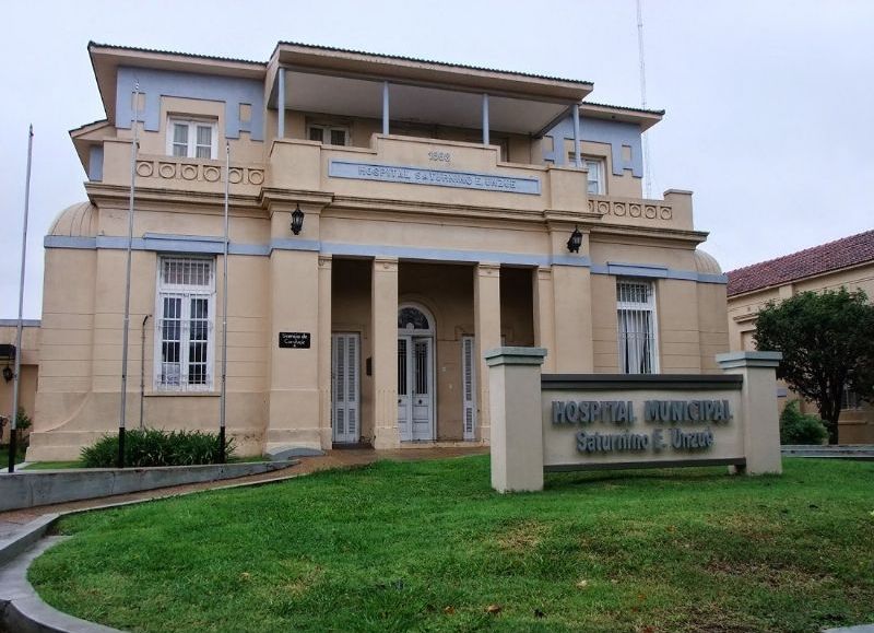 El niño se recupera en el Hospital Unzué.