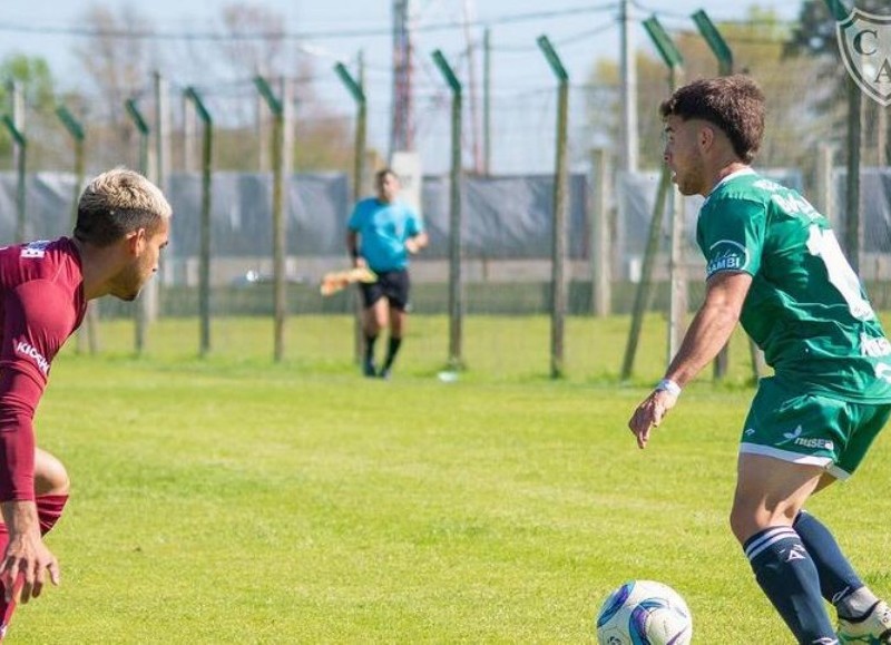 Jugador de la Cuarta de Sarmiento de Junín.