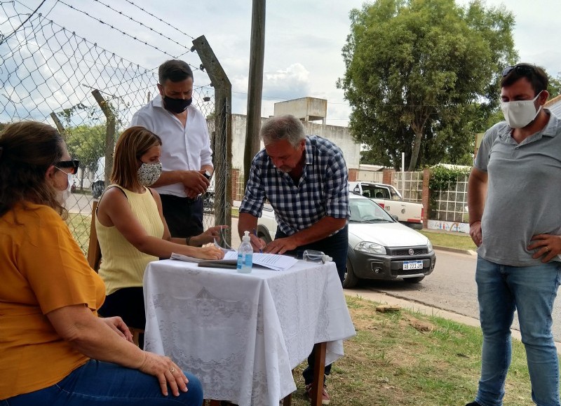 Acto se subasta para costear las obras.