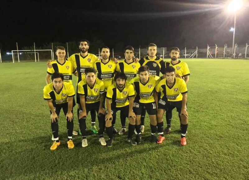 El Huracán juega con Racing en Colón.