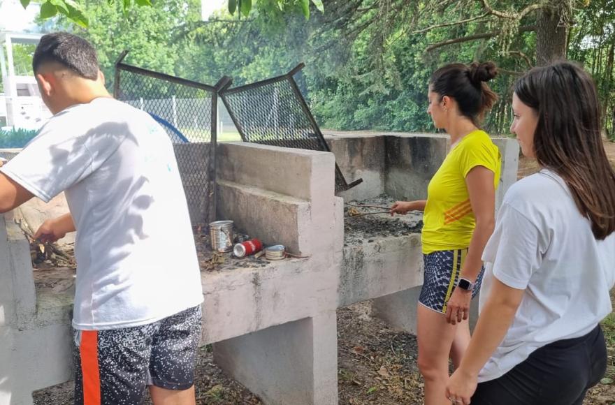 La actividad tuvo lugar en el Campo Recreativo del CECIR.