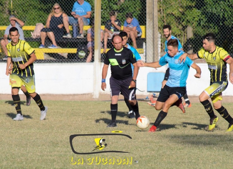 El sábado los juveniles y domingo mayores.