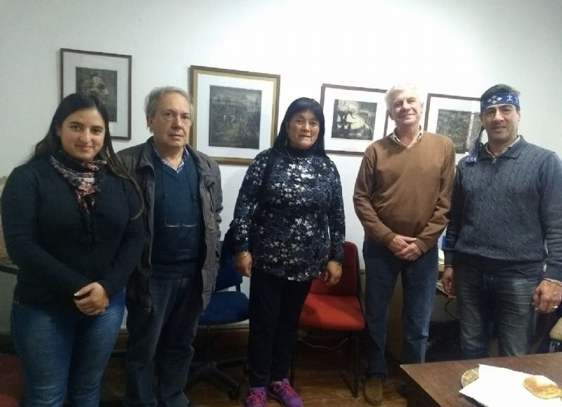 Cinthia Zaballa Antiman, Hugo Silveira, Liliana Antiman (lonko), Alejandro Elcoro y Oscar Farías.