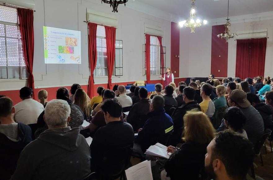 Actividad en el Centro Cultural Sabato.