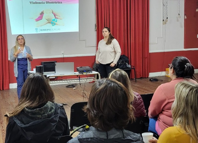 Actividad en el Centro Cultural Sabato.