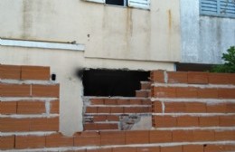 Importantes daños por incendio en una vivienda de Barrio Libertador