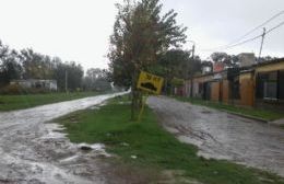 La lluvia caída puso en evidencia el mal estado de las calles del Barrio Evita