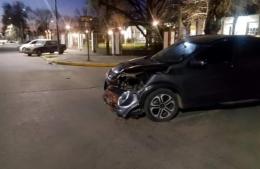 Chocan auto y moto frente al Hospital