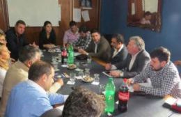 Reunión clave de los concejales de Rojas, Junín y Pergamino con la empresa Pullman