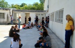 La Secundaria N° 6 realizó la primera actividad presencial con el dolor a cuestas por el reciente fallecimiento de su director