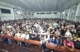 Rojas vivió una noche de solidaridad comunitaria