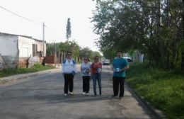 Los candidatos a concejales de 1País estuvieron en barrio Santa Teresa