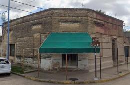 Almacén Mensor: Cierra un pedazo de historia de la plaza Moreno