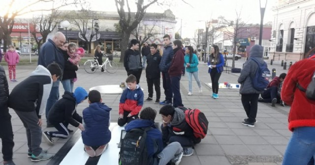 Muestra de Robótica en la Plaza San Martín