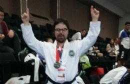 Julián García Valinotti es campeón mundial formas en Taekwon-do