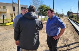 Avanza la obra de cordón cuneta en calle Azara