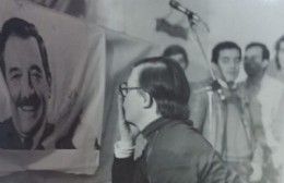Jorgito Pieters saluda al presidente Raúl Alfonsín