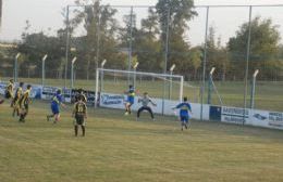 El Huracán juega el domingo, Deportivo Unión con Jorge Newbery lo hacen el lunes