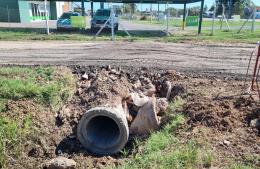 Nuevos tubos de desagüe en Barrio Industrial