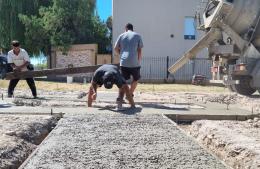 Obras conjuntas entre el Municipio y los vecinos en calle René Pérez