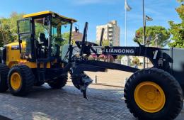 El Municipio adquirió una motoniveladora para la Red Vial