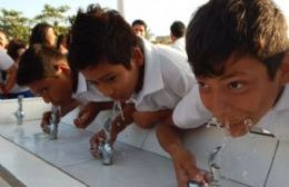 ¿Suspenden las clases por corte en el suministro de agua en Rojas?